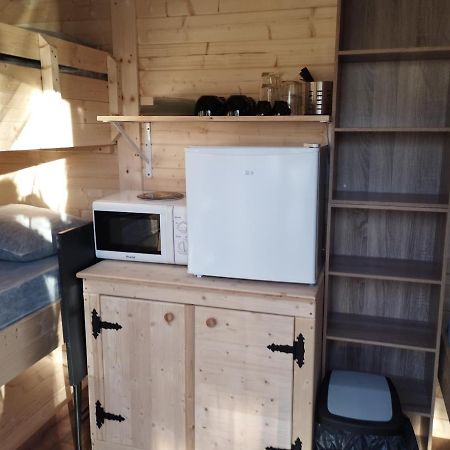 Camping Des Ribieres Confolens Esterno foto